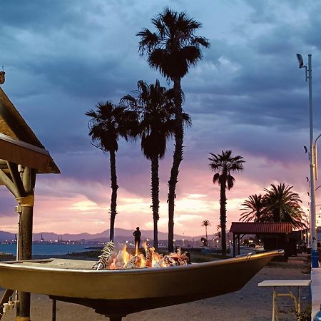 Playa 45, First Line Beach House Malaga Luaran gambar