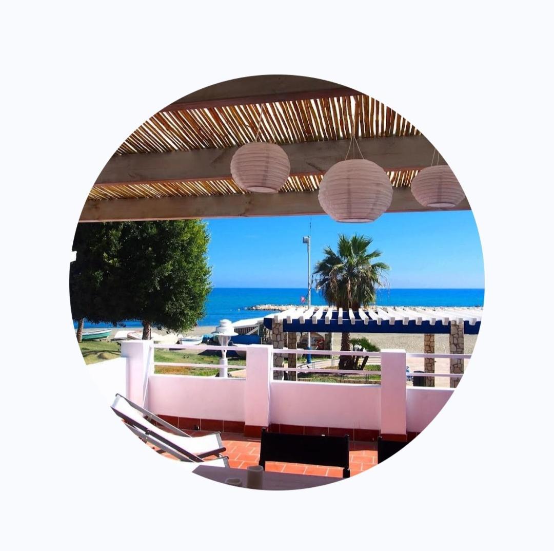 Playa 45, First Line Beach House Malaga Luaran gambar