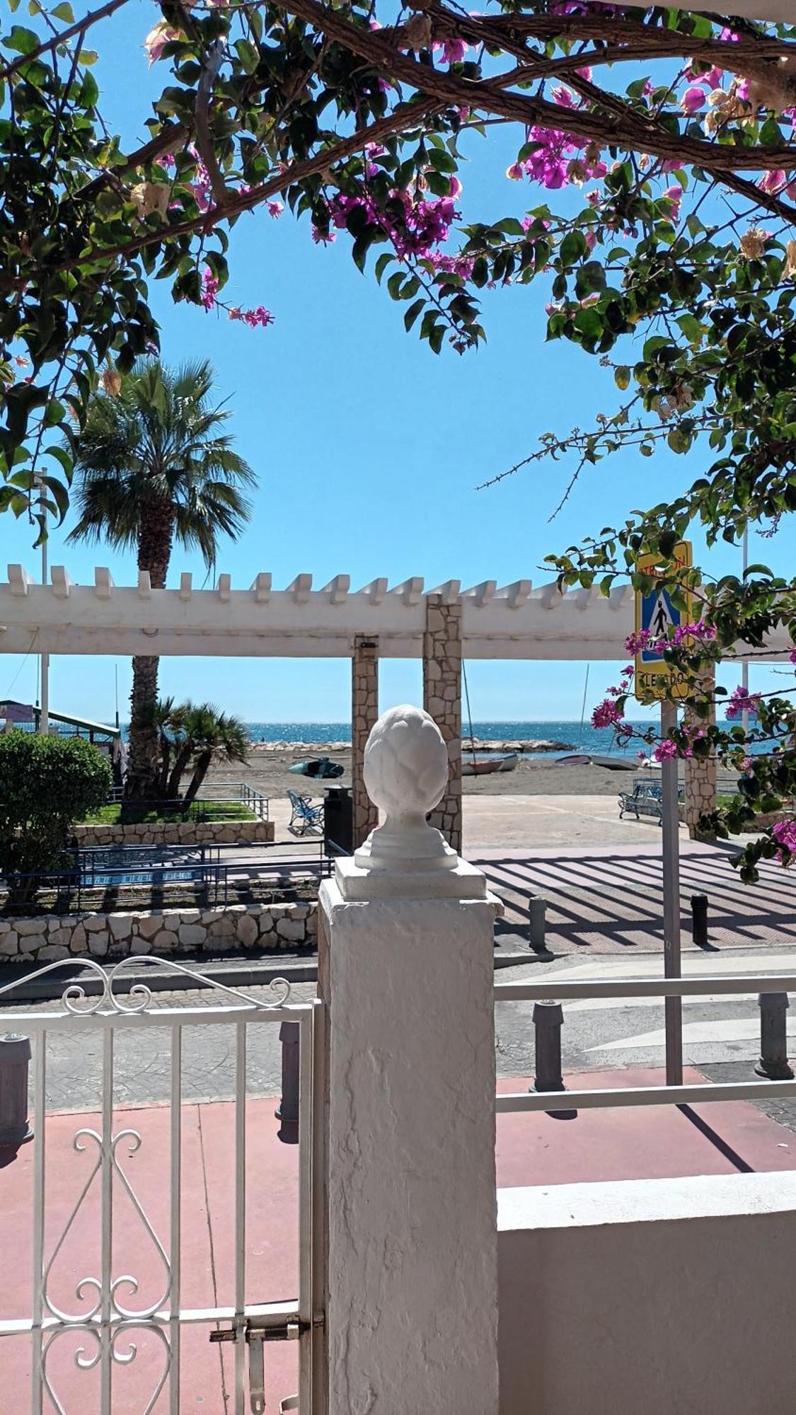 Playa 45, First Line Beach House Malaga Luaran gambar